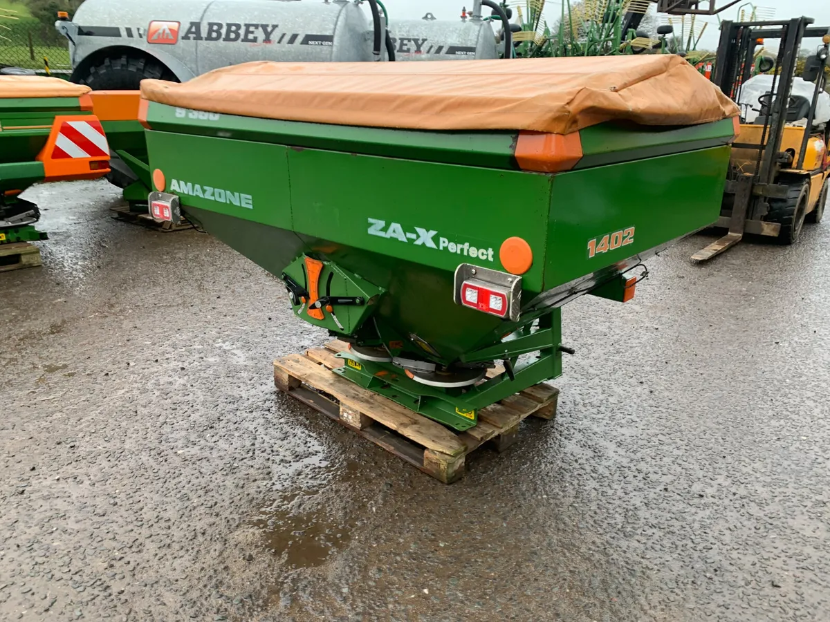 Amazone 1701 spreader - Image 1