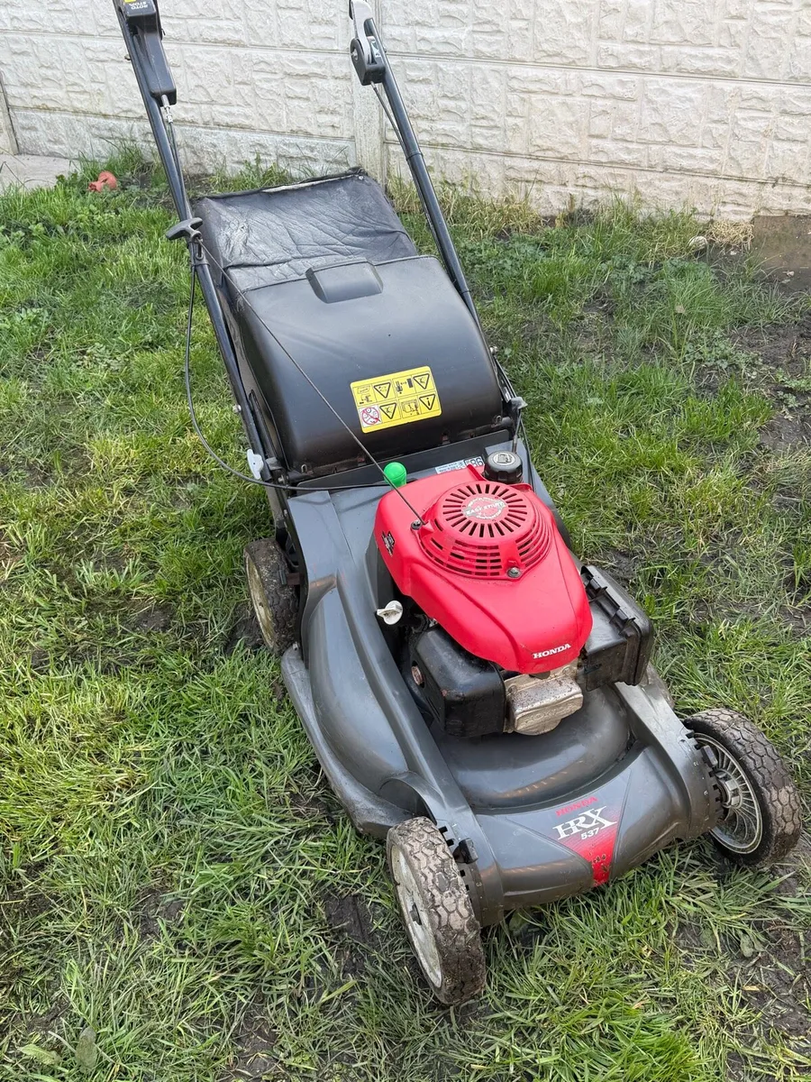 Honda lawnmower - Image 1