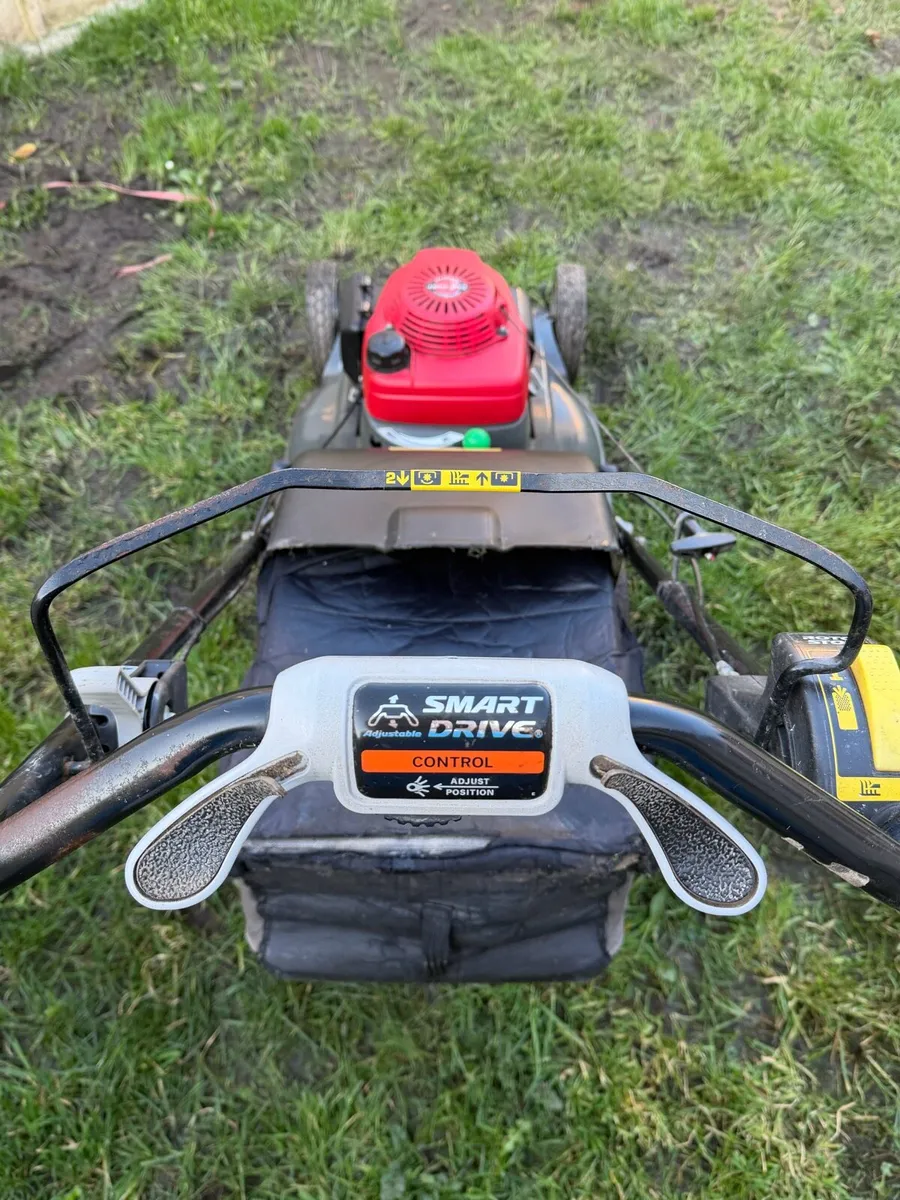 Honda lawnmower - Image 2