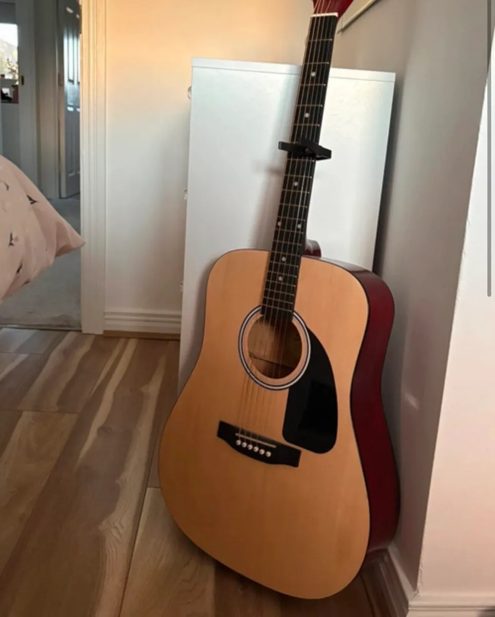 Squire Fender Guitar - Image 1