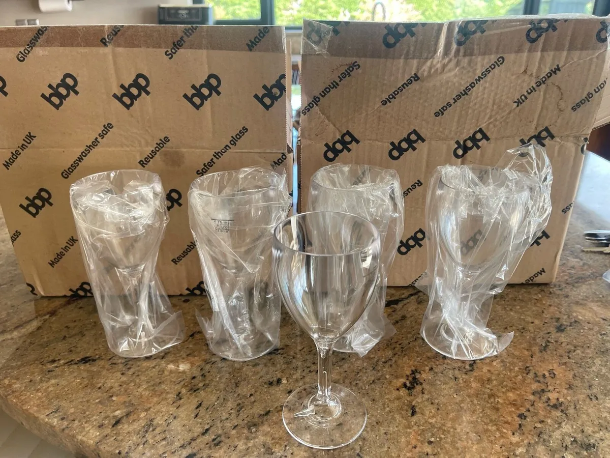 NEW 2 Boxes Quality Reusable Plastic Wine Glasses