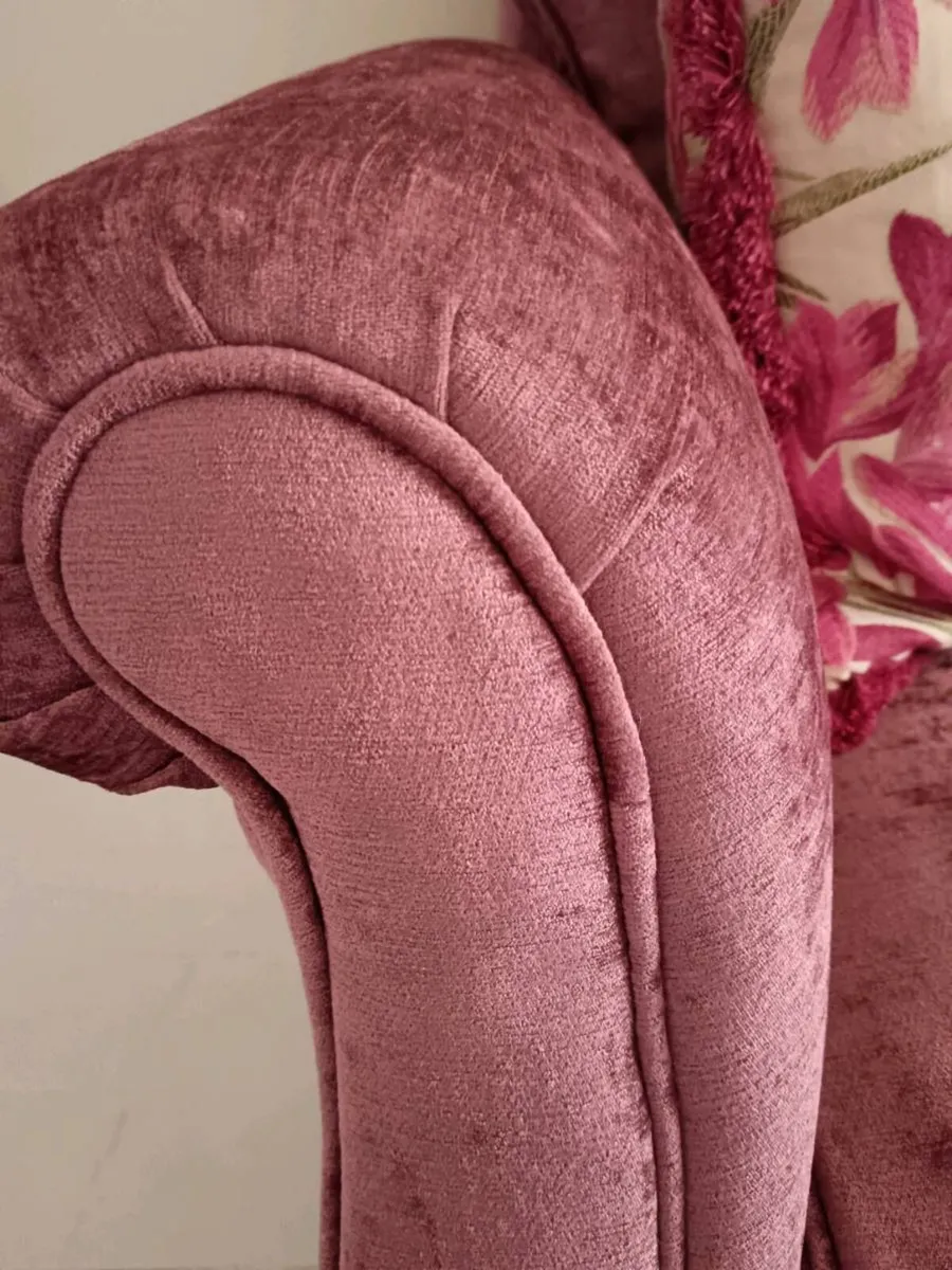 Velvet sofas - Image 4