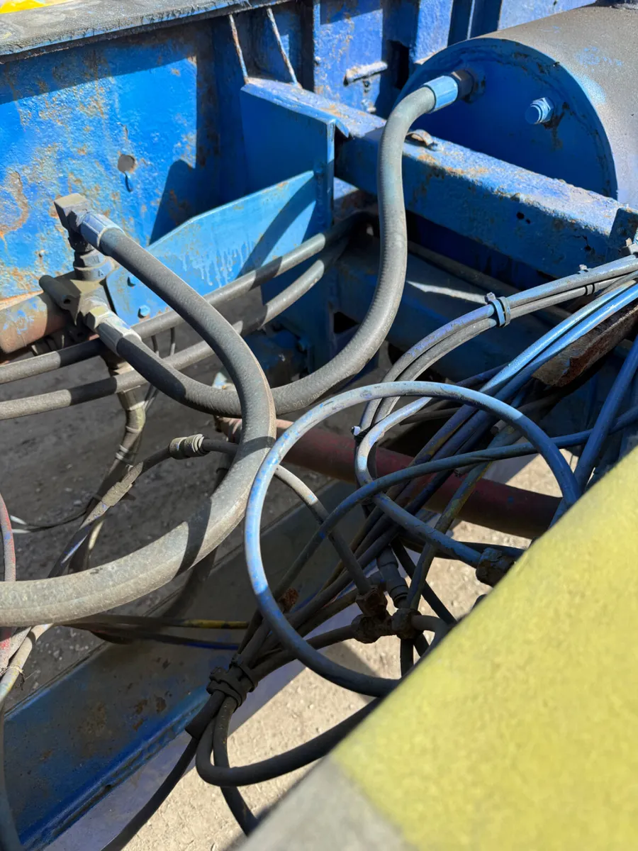 24ft Tri Axle Aluminium grain Trailer €12950 No Va - Image 3