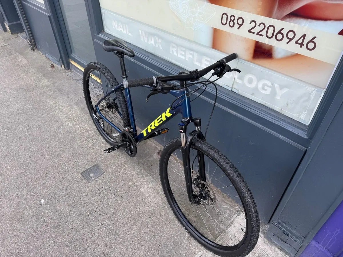 Trek Dual Sport 2 ❗️Open 7 days of the week ❗️ - Image 2