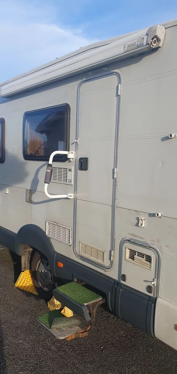 2001 Campervan - Image 2