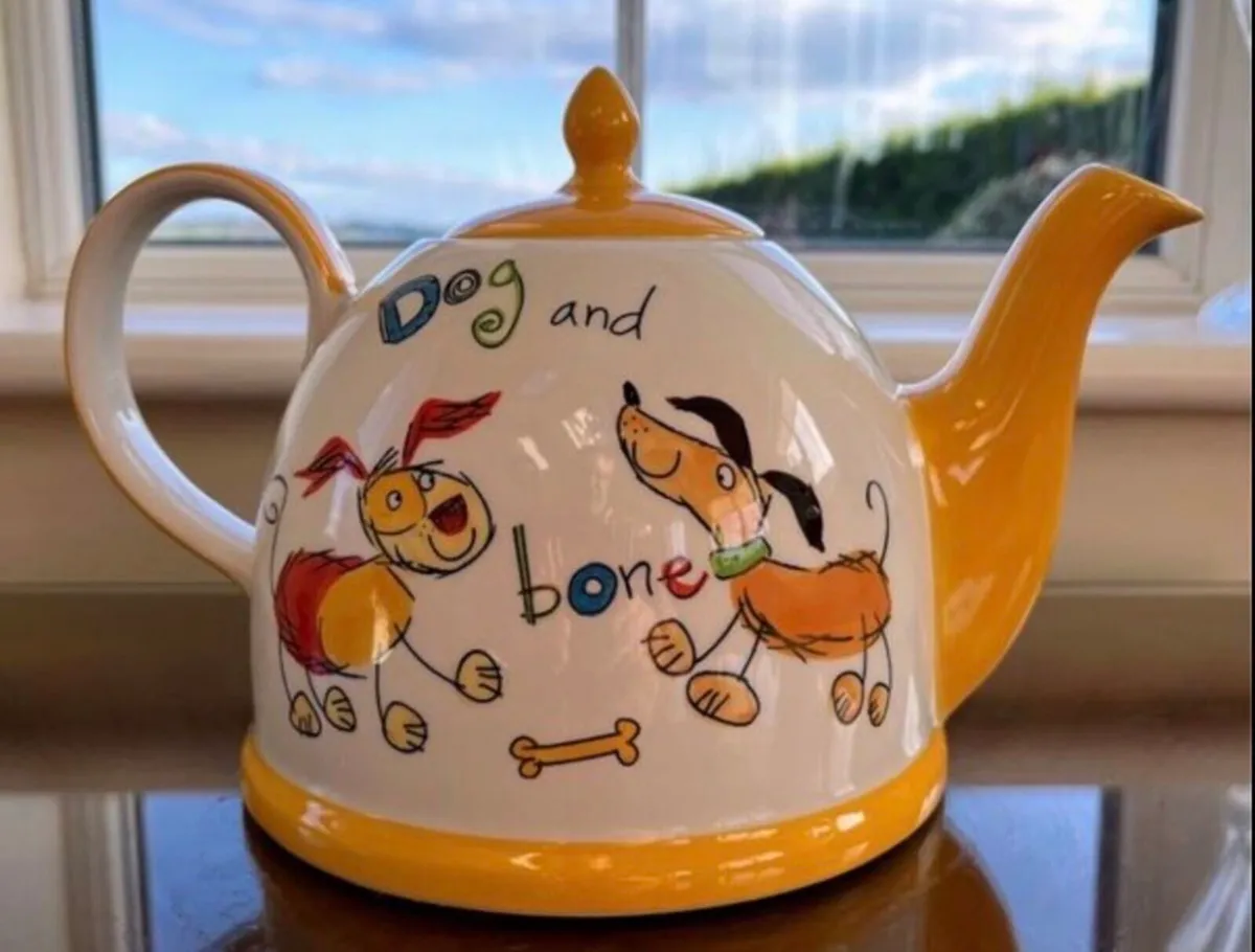 Whittards collectible tea pot - retired pattern - Image 2