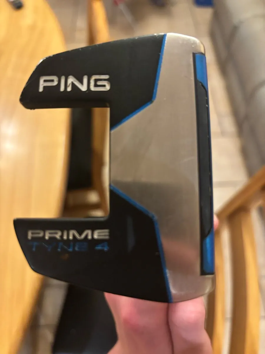 Golf Putter - Image 1