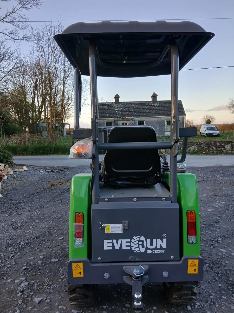Everun EREL05 electric loader - Image 4