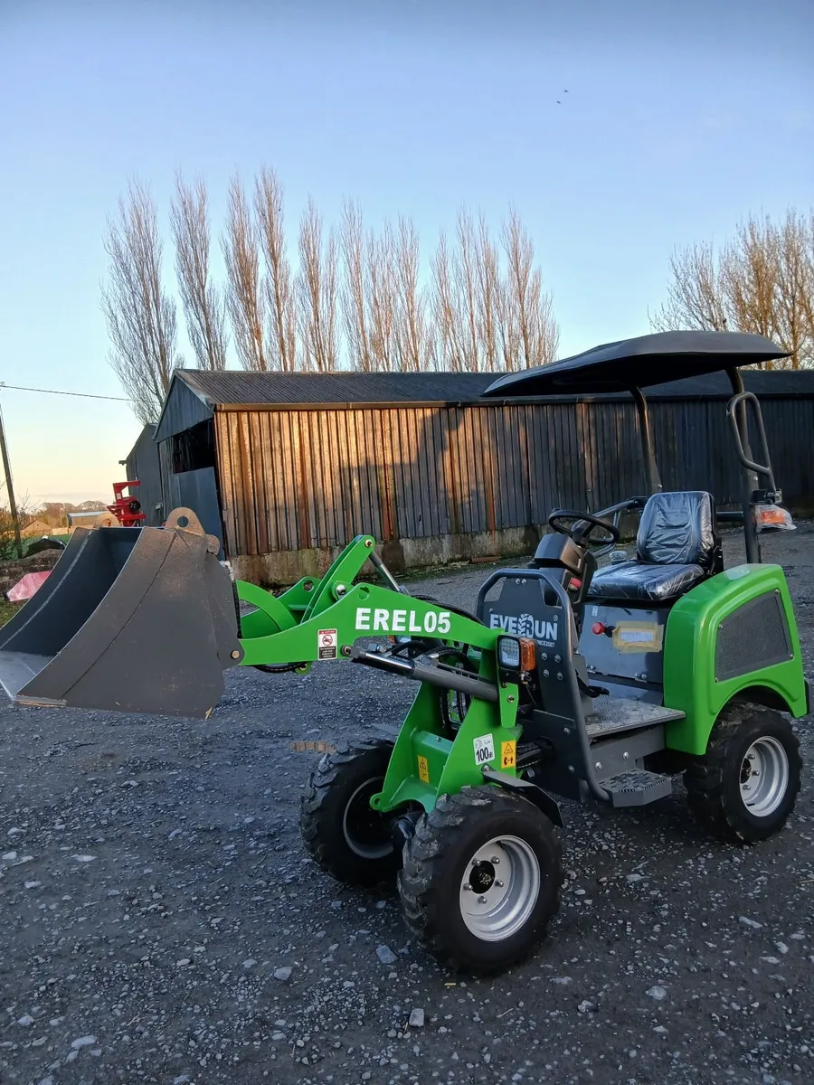 Everun EREL05 electric loader - Image 1