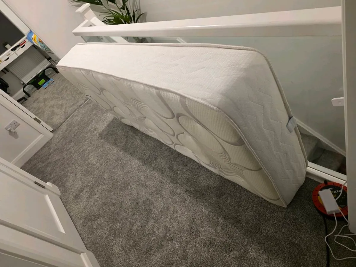 FREE Single Bed Mattress Like New, Soft - Image 3