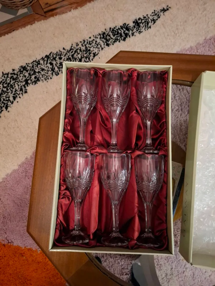 Galway Crystal Wine Glasses - Image 1