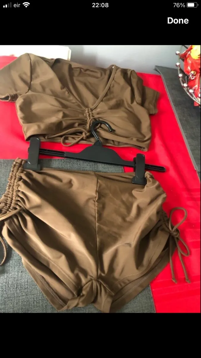 Ladies two piece suit size S €5 - Image 1