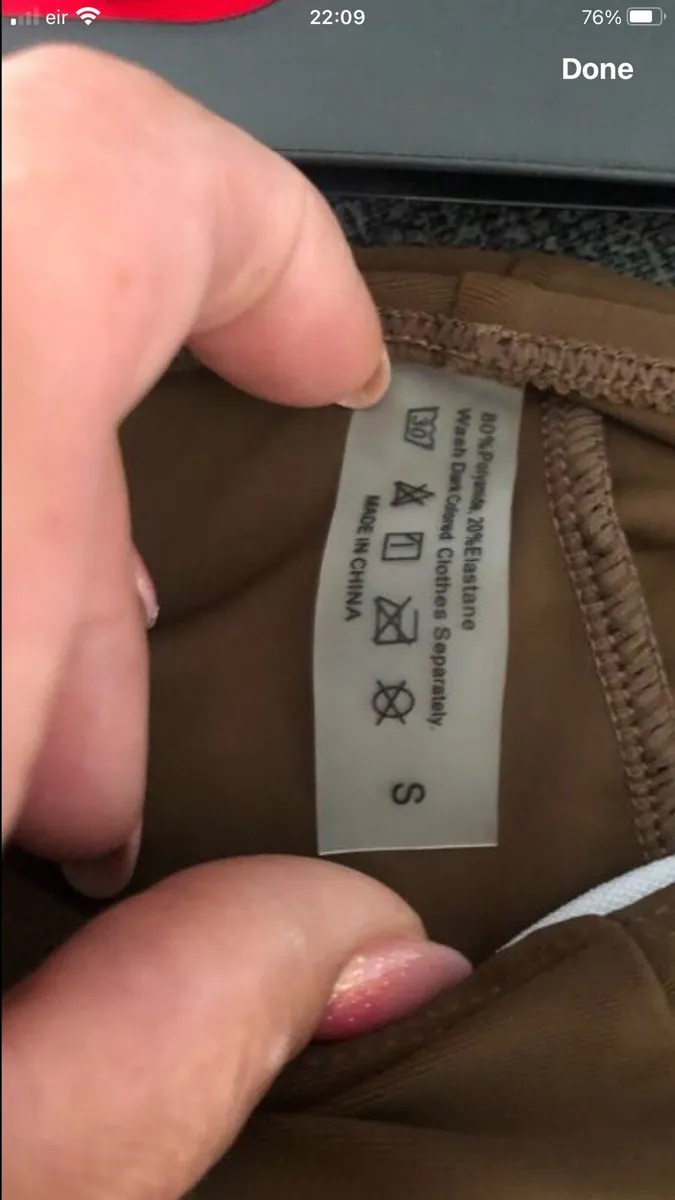 Ladies two piece suit size S €5 - Image 3