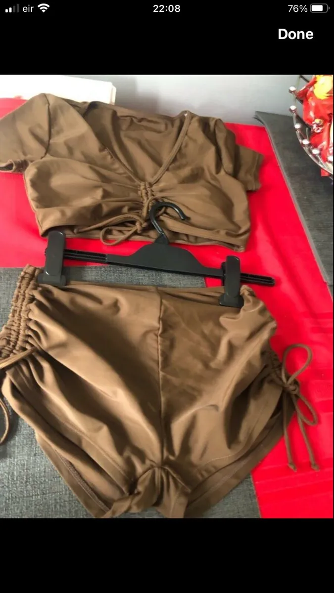 Ladies two piece suit size S €5 - Image 4