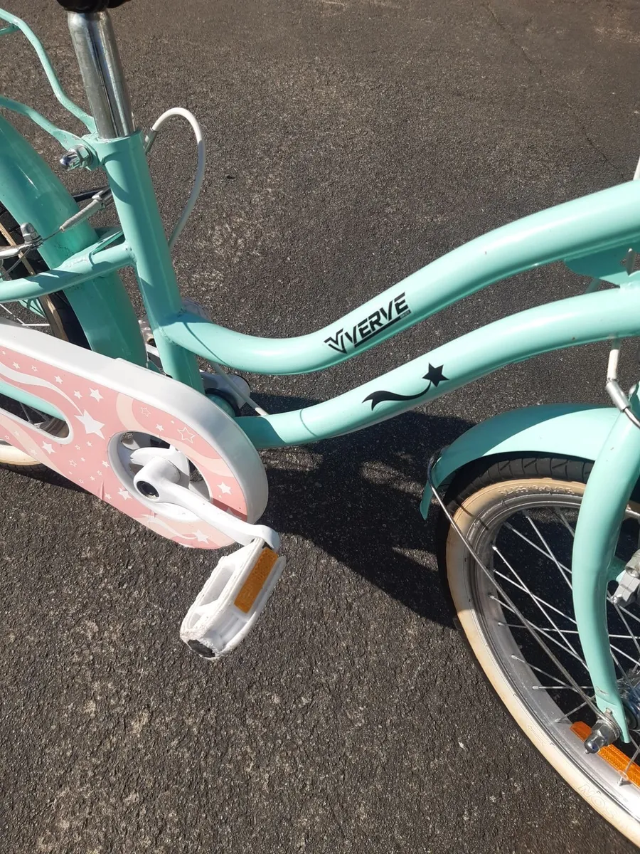 Childrens bike - Image 2