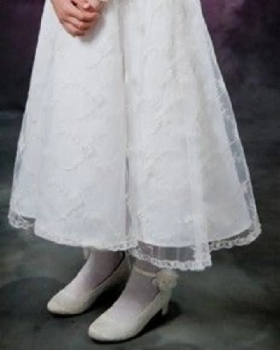 Communion Dresses - reduced to sell - Image 3