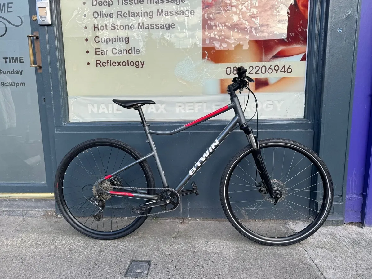 Btwin hybrid bike ❗️Open 7 days of the week ❗️ - Image 1