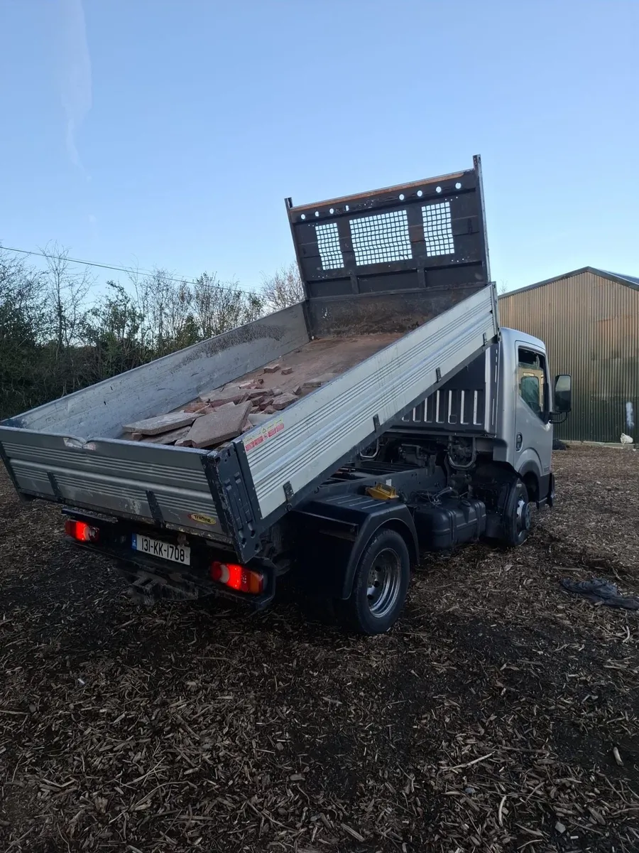 Nissan cabstar - Image 3