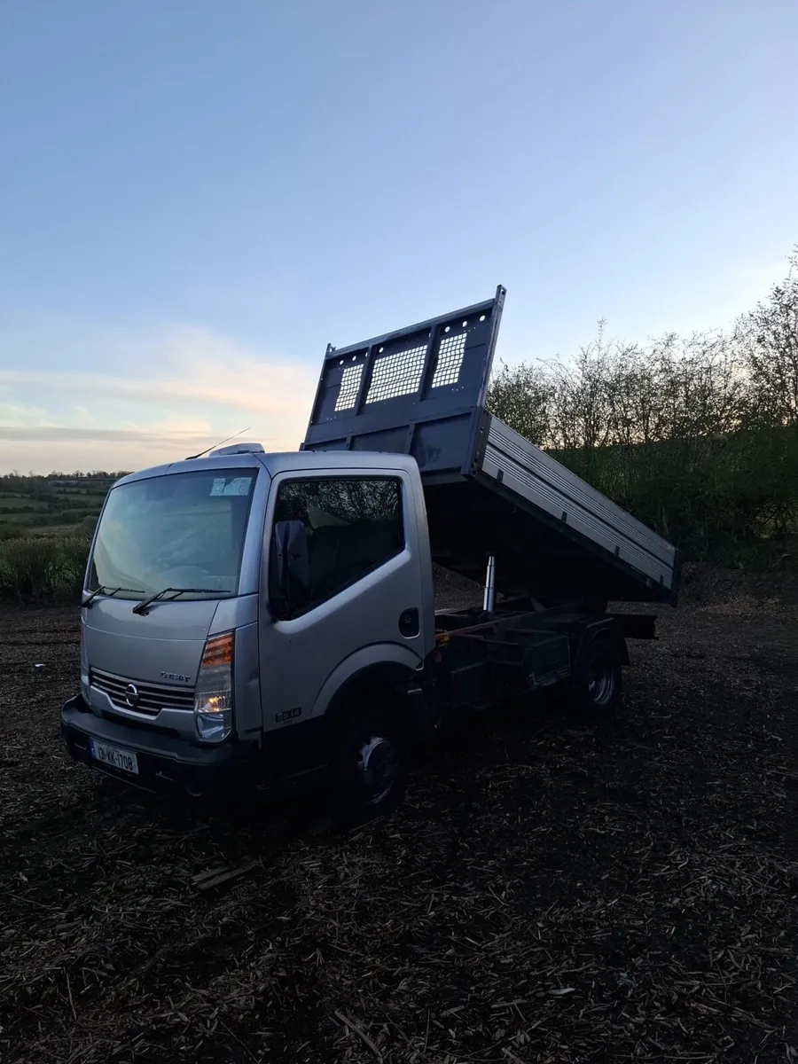 Nissan cabstar - Image 4