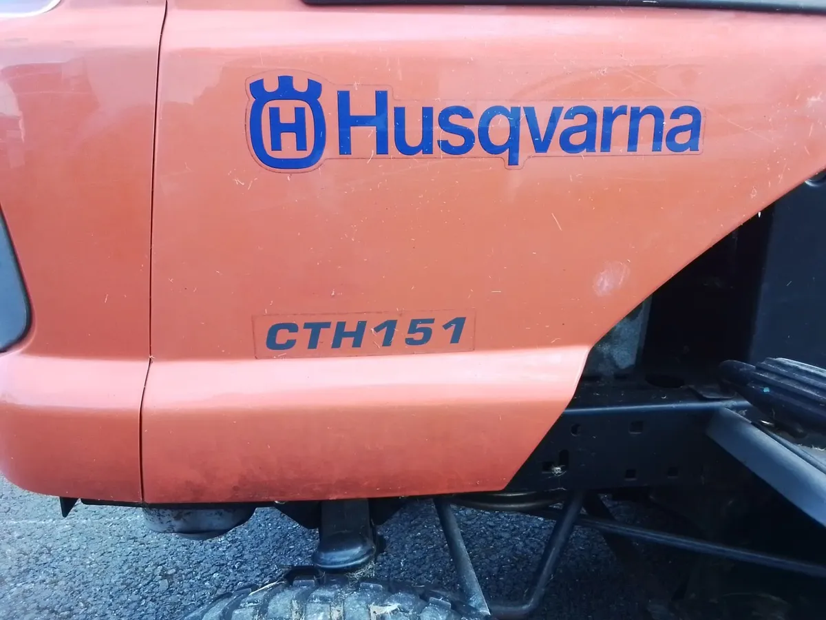 Ride on lawn mower - Image 3