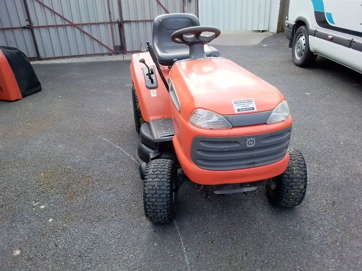 Ride on lawn mower - Image 2