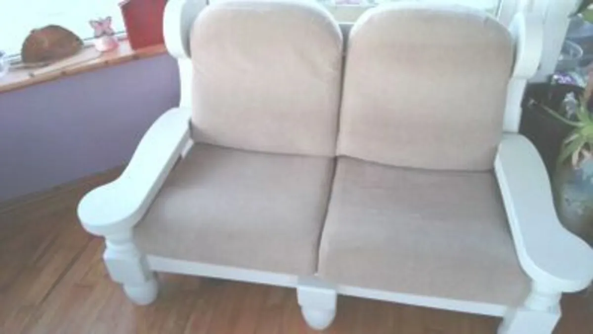 Fabulous two-seater - Image 1