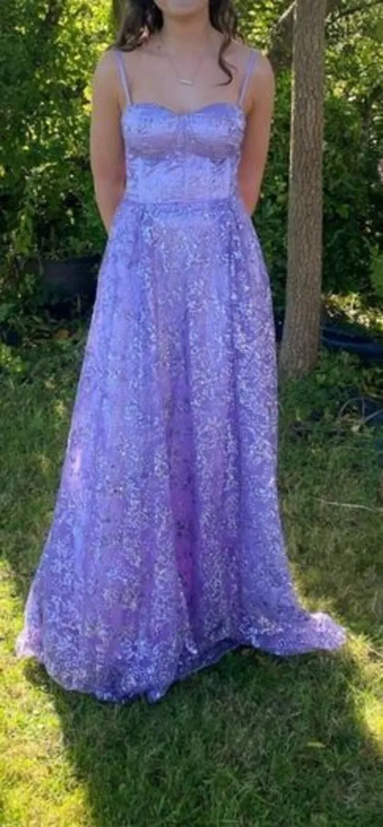 Stunning Grad Dress - Image 2