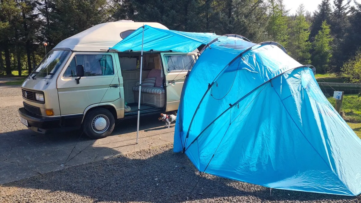 VW T25 Caravelle - Image 2