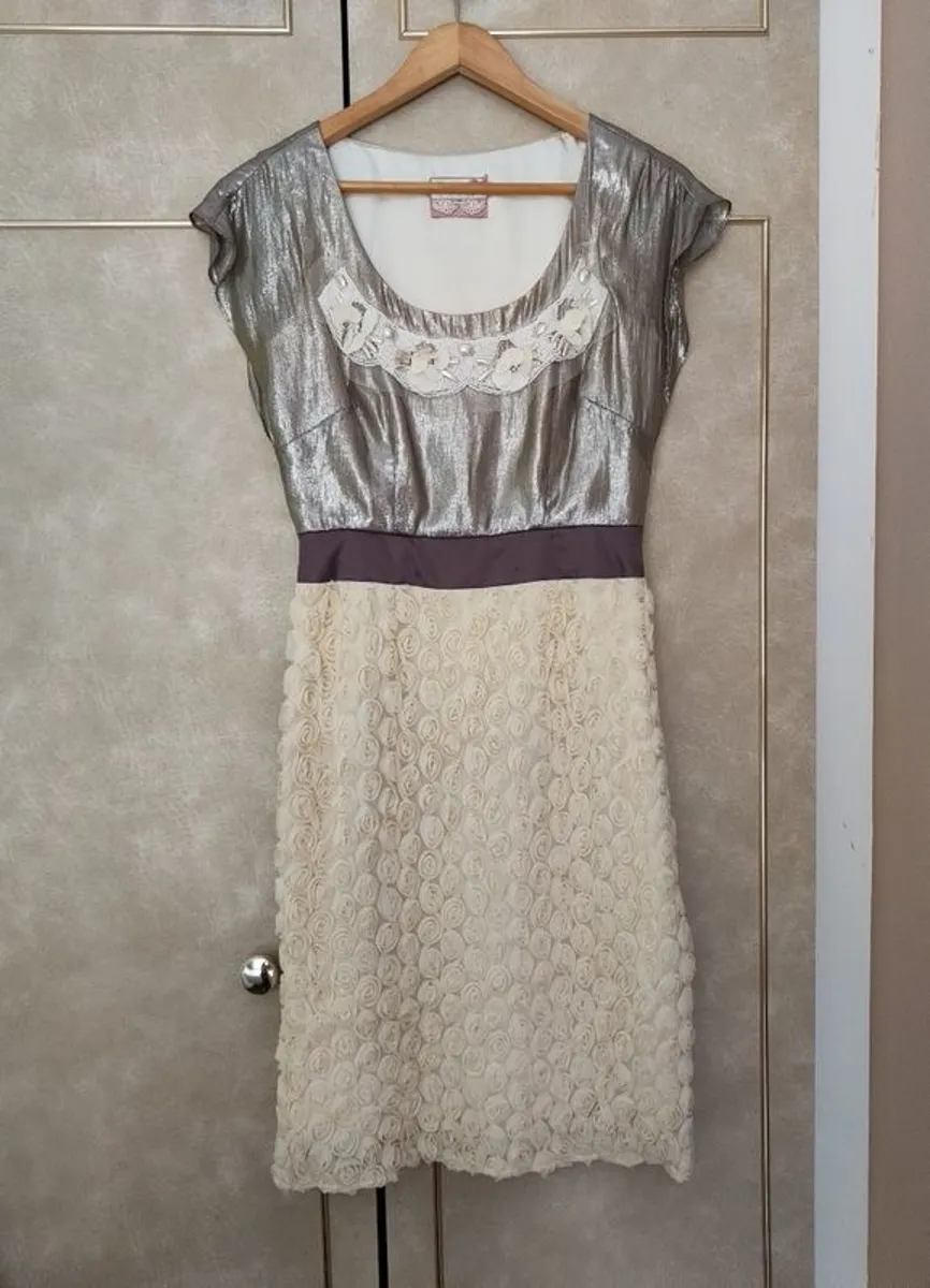 dress - Image 1