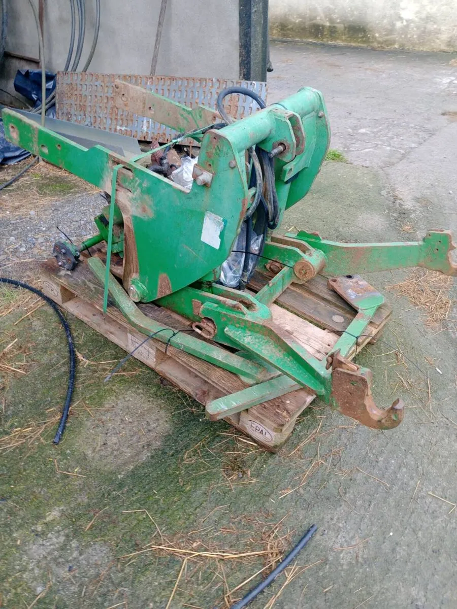 John Deere front linkage - Image 2