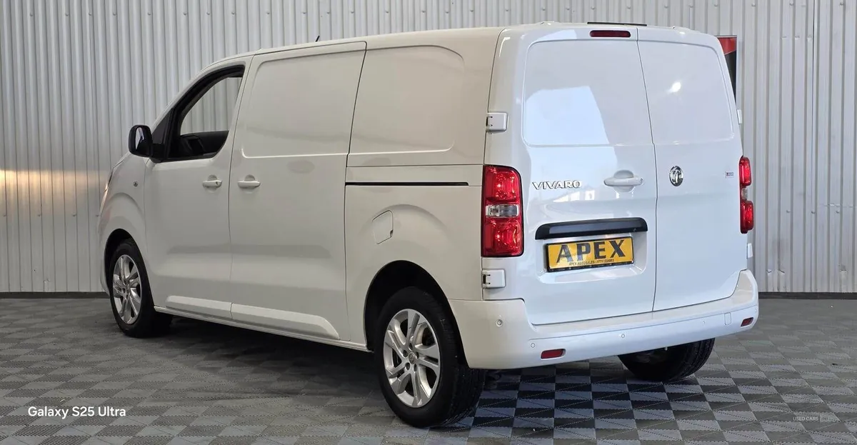 Vauxhall Vivaro L1 DIESEL - Image 3