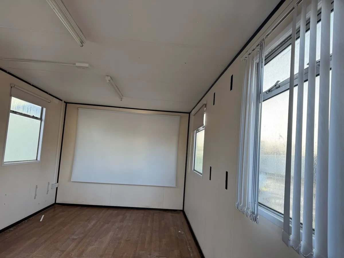 Portable Jackleg Cabin 20x10 - Image 4