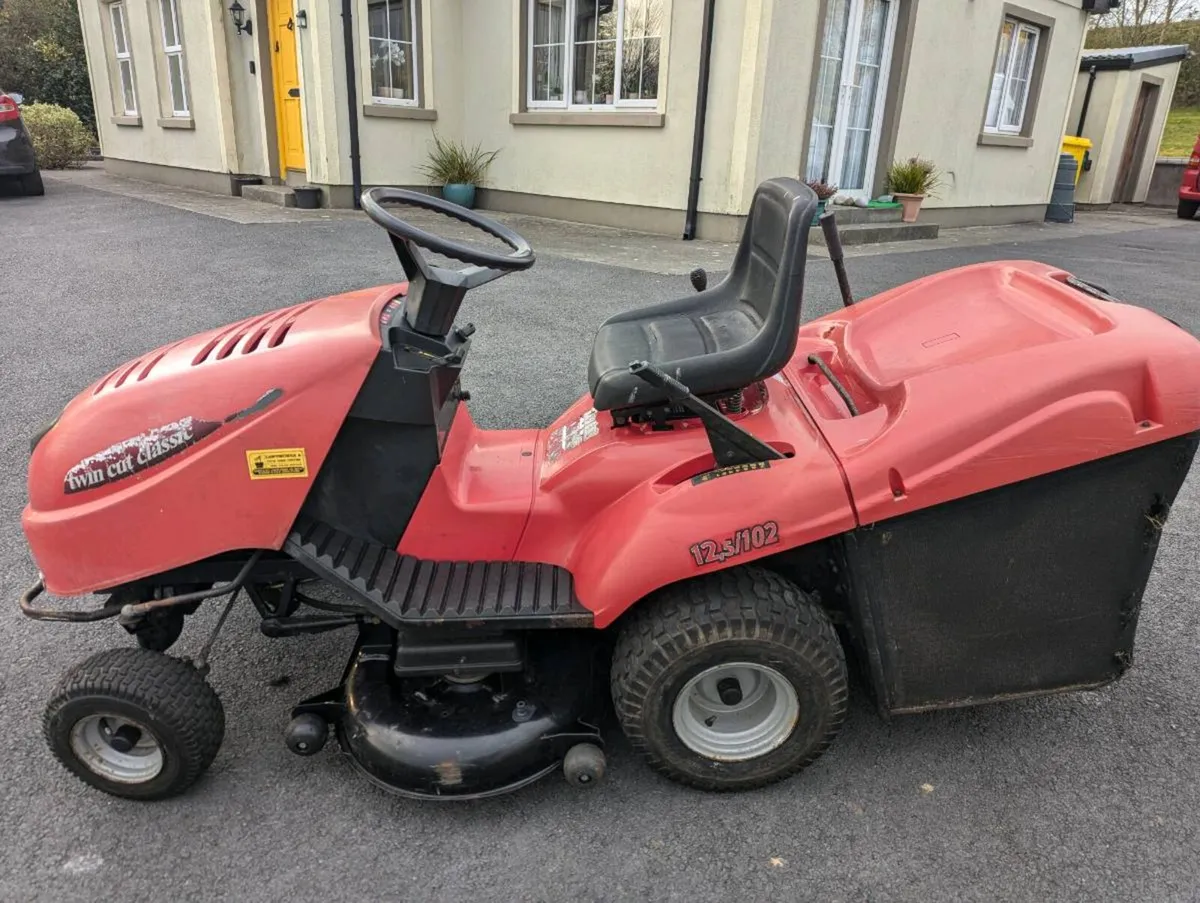 Ride on lawnmower - Image 4