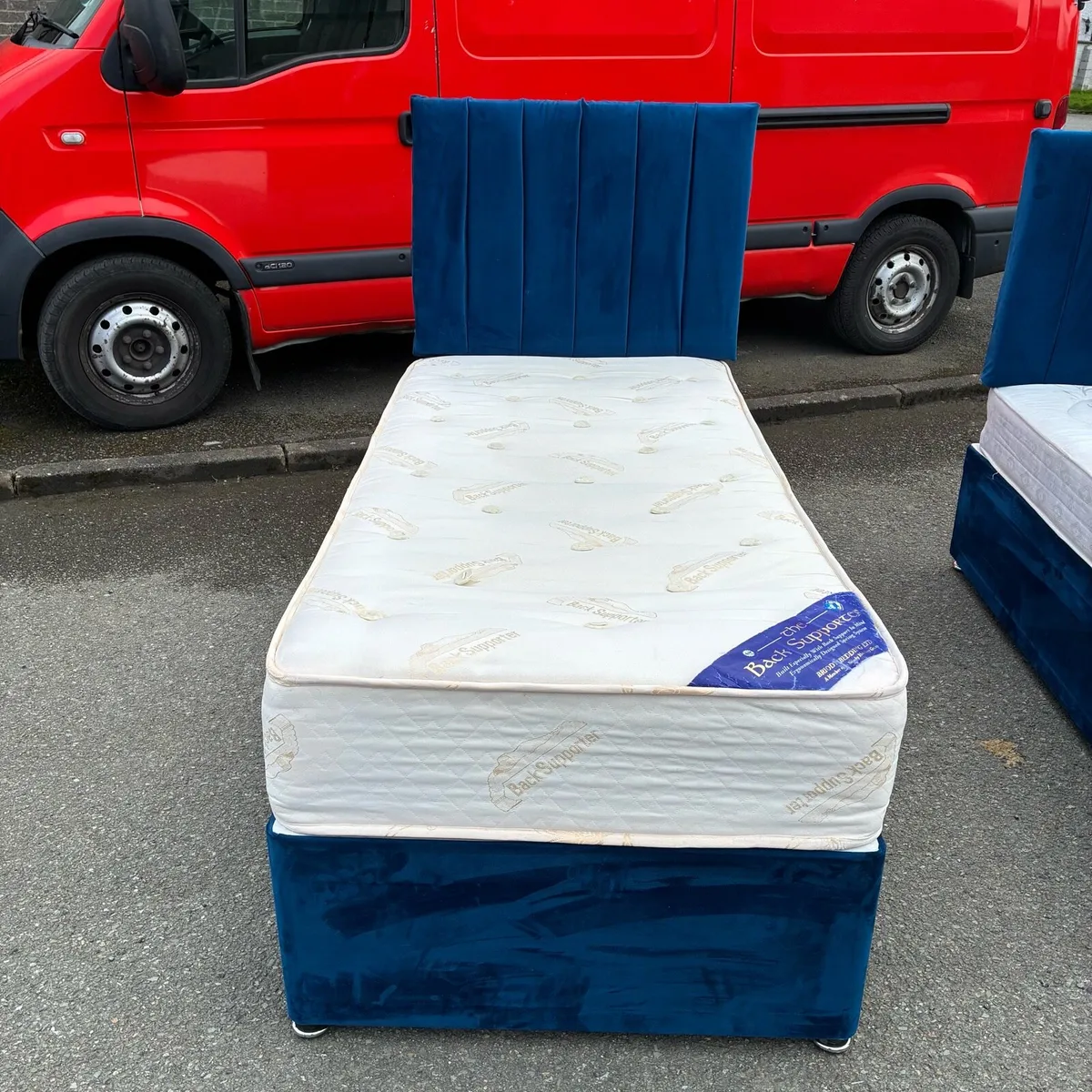 Blue crushed velvet single bed & 12” mattress - Image 1