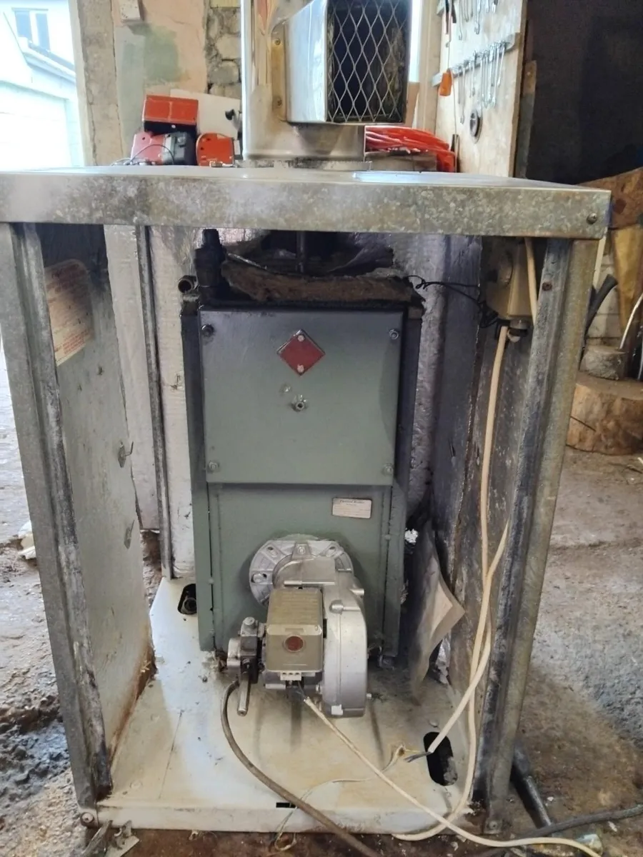 Firebird oil burner - Image 1