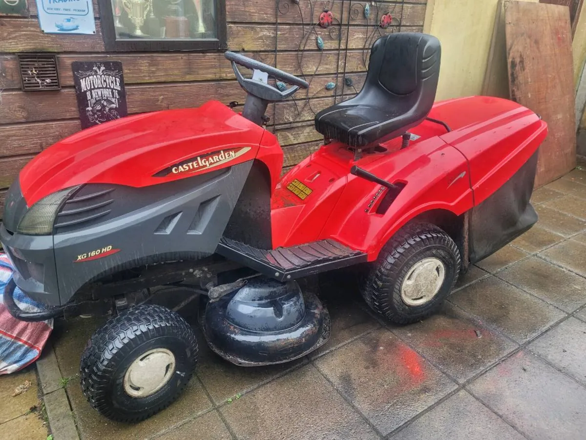 Castlegarden lawnmower - Image 1