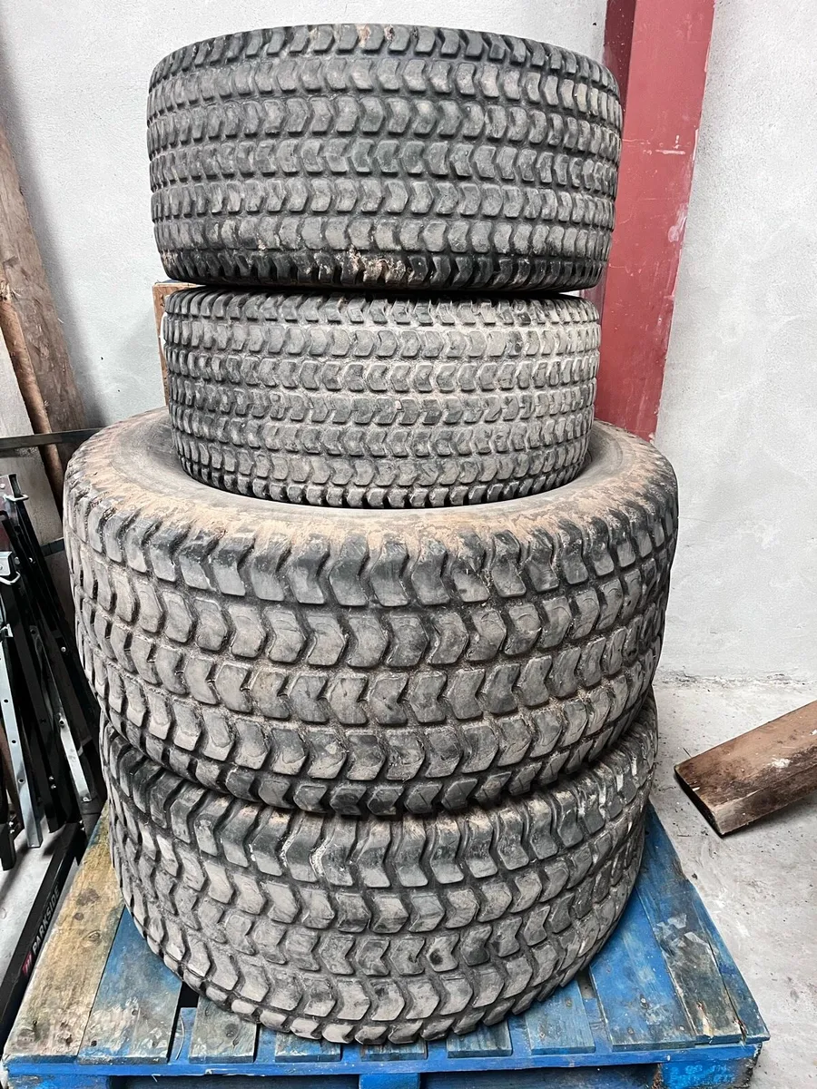 Grass/Turf tyres suit Kubota - Image 1