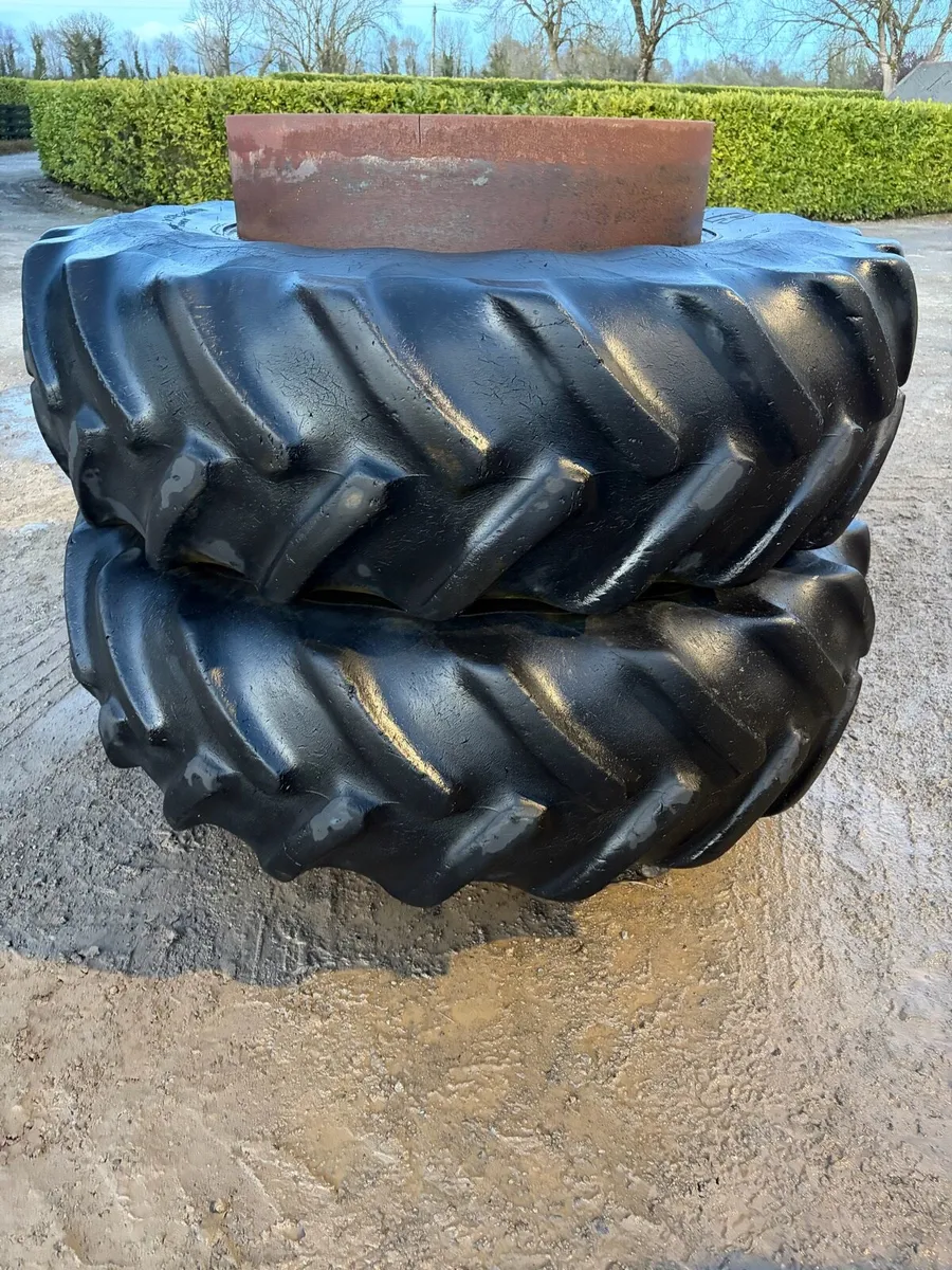 Stocks dual wheels 20.8r38 - Image 2