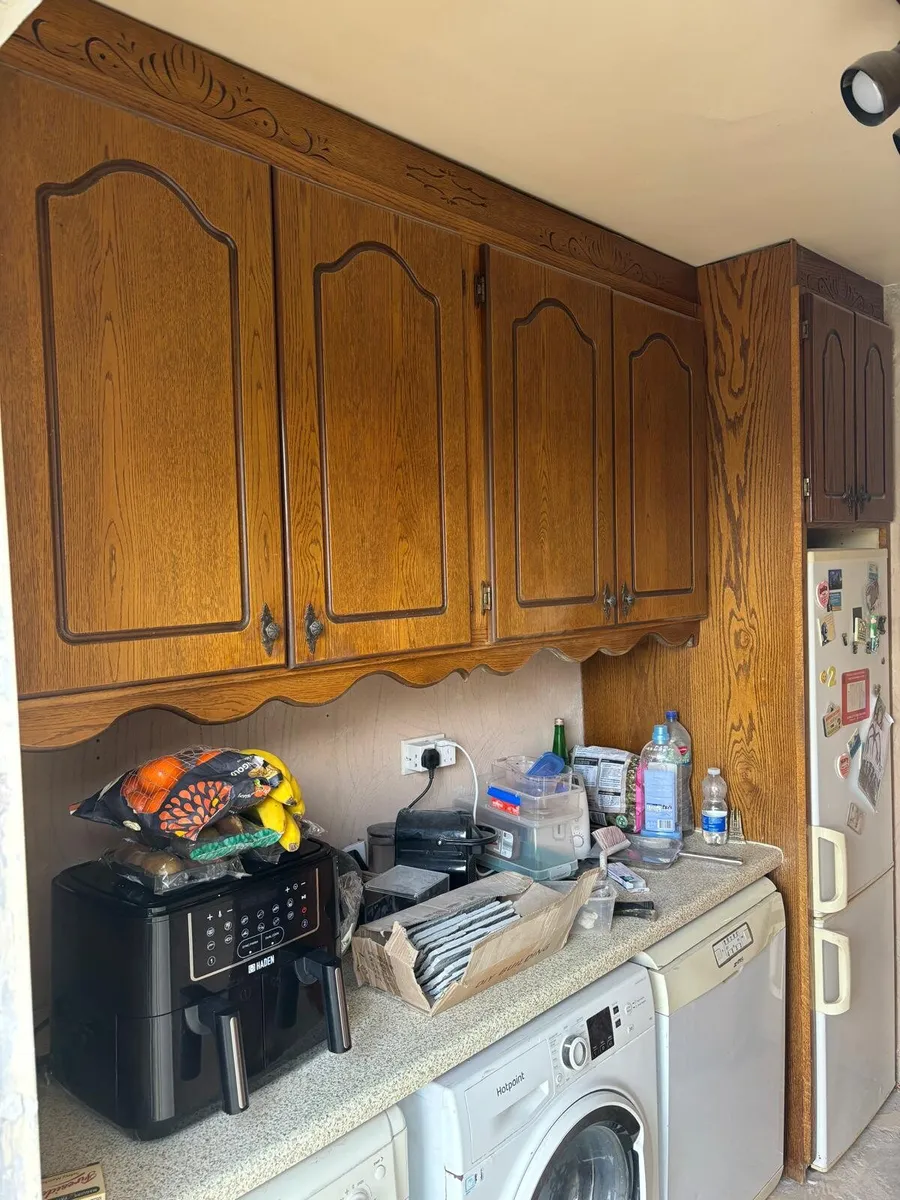 Complete Oak Solid Framed Kitchen Forsale - Image 4