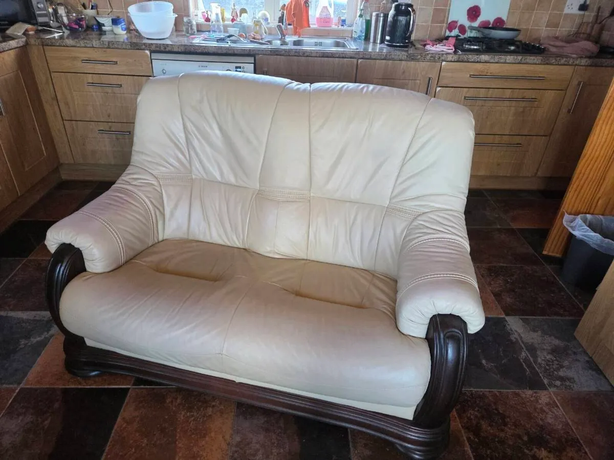 2+1 cream leather couch - Image 1