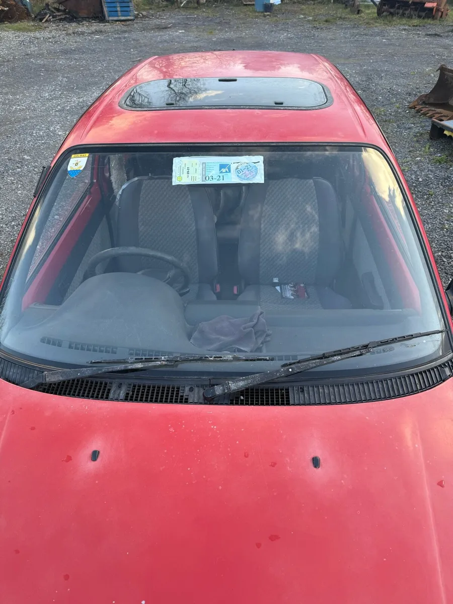 Vintage car - Image 3