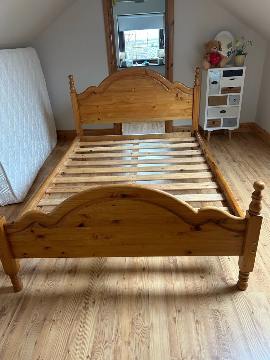 Pine double bed - Image 1