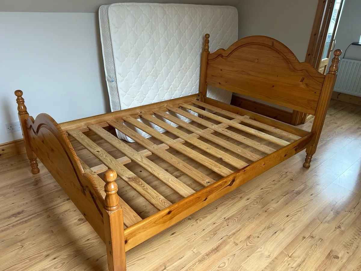 Pine double bed - Image 2