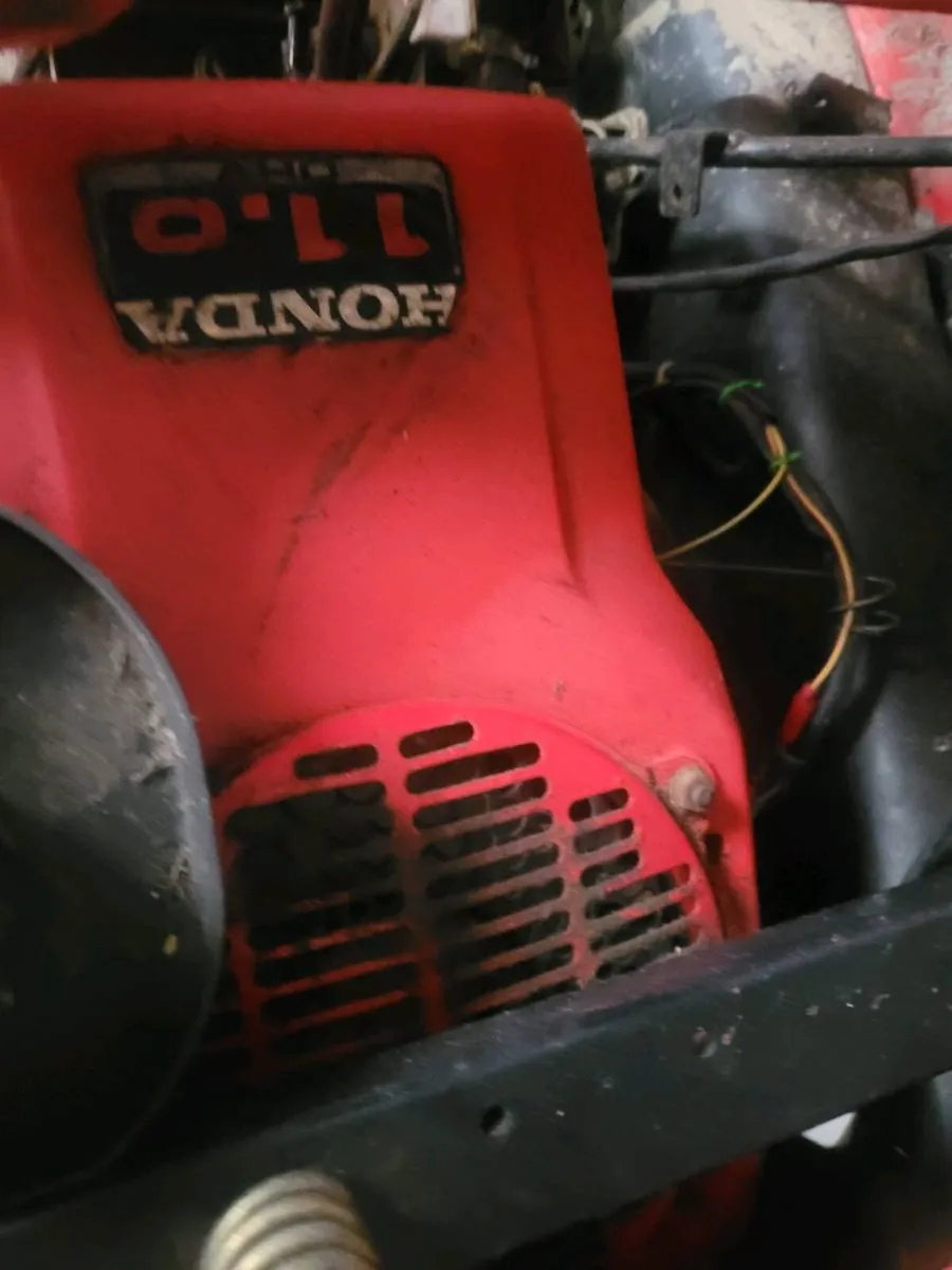 Honda lawnmower - Image 3