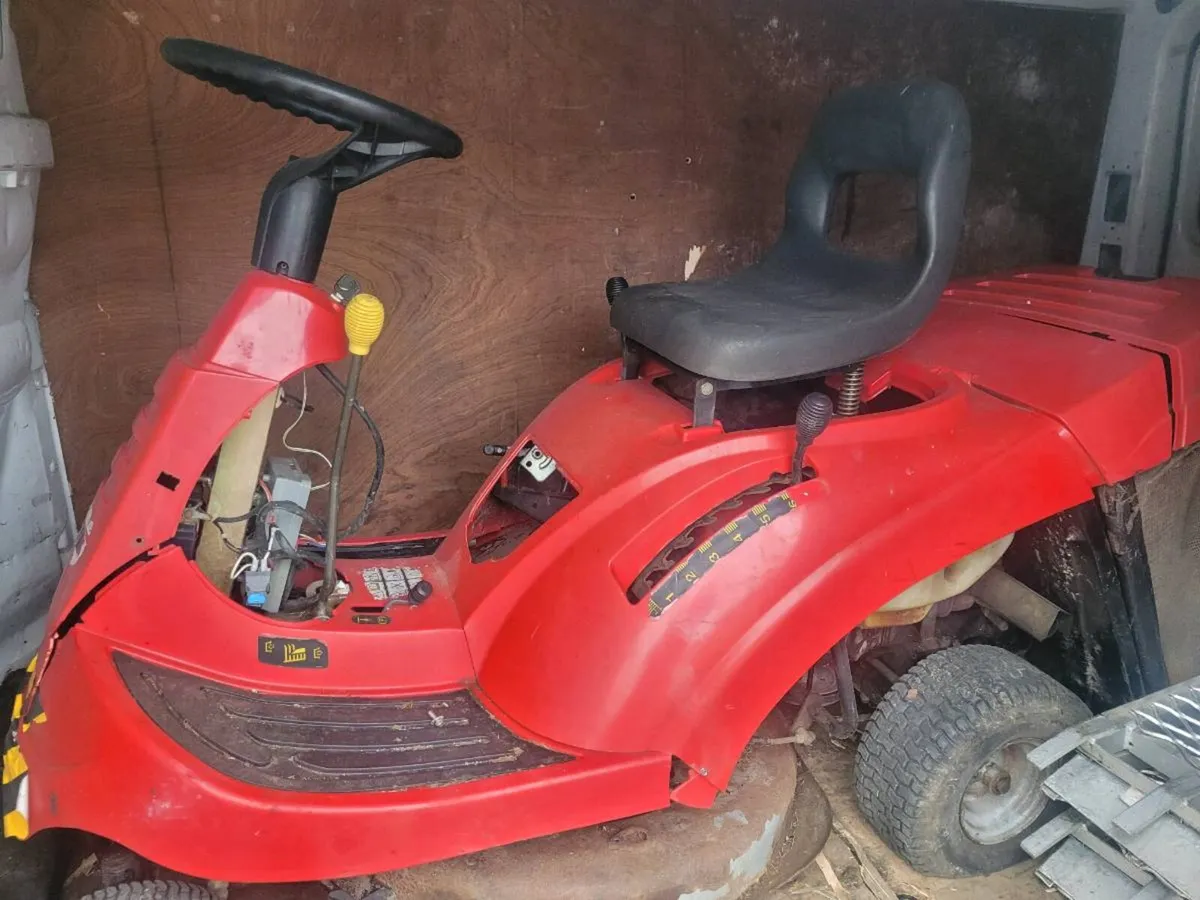 Honda lawnmower - Image 1