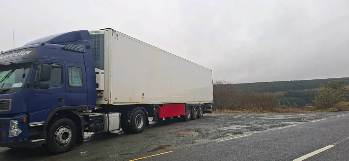 2011 Schmitz trailer - Image 3