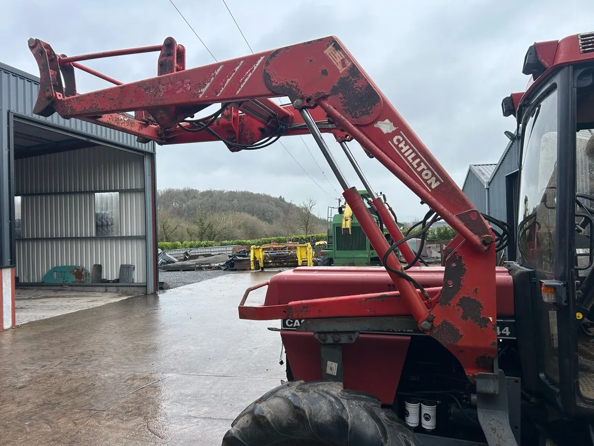 Mx chilton Loader to fit case 844/856 - Image 2