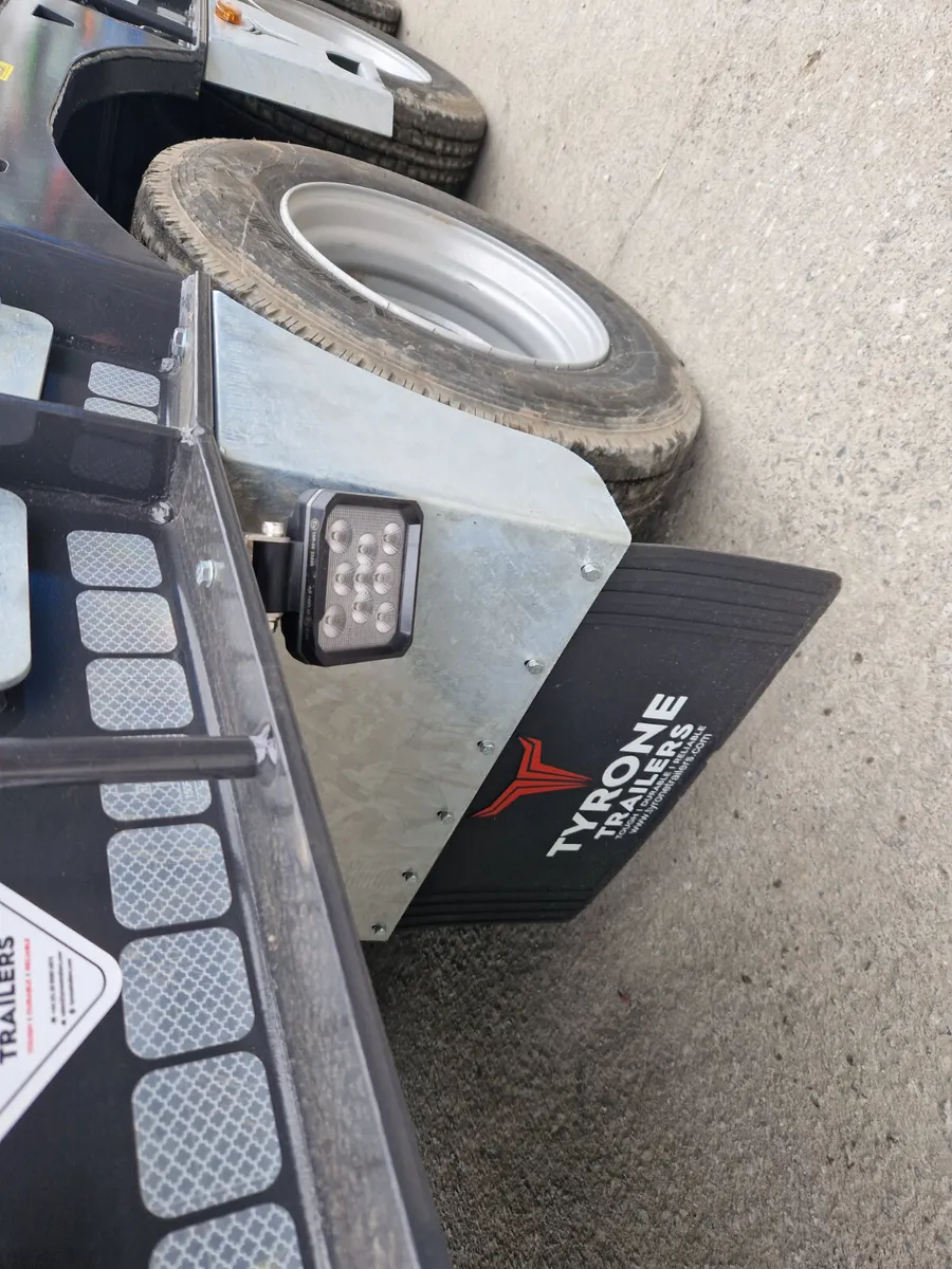 30 ton Tyrone low loader - Image 3