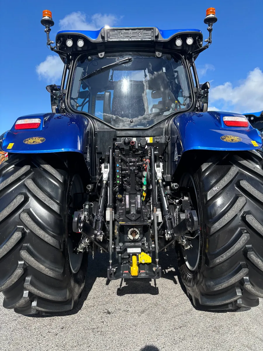 New Holland T7.225 Blue Power-1442hrs - Image 4