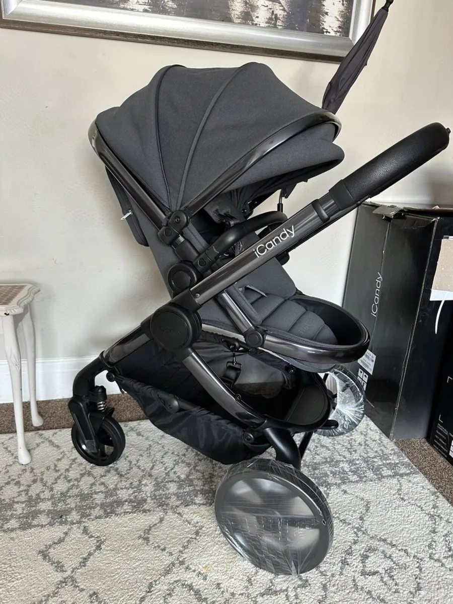 ICandy peach 7 pram travel system - Image 4